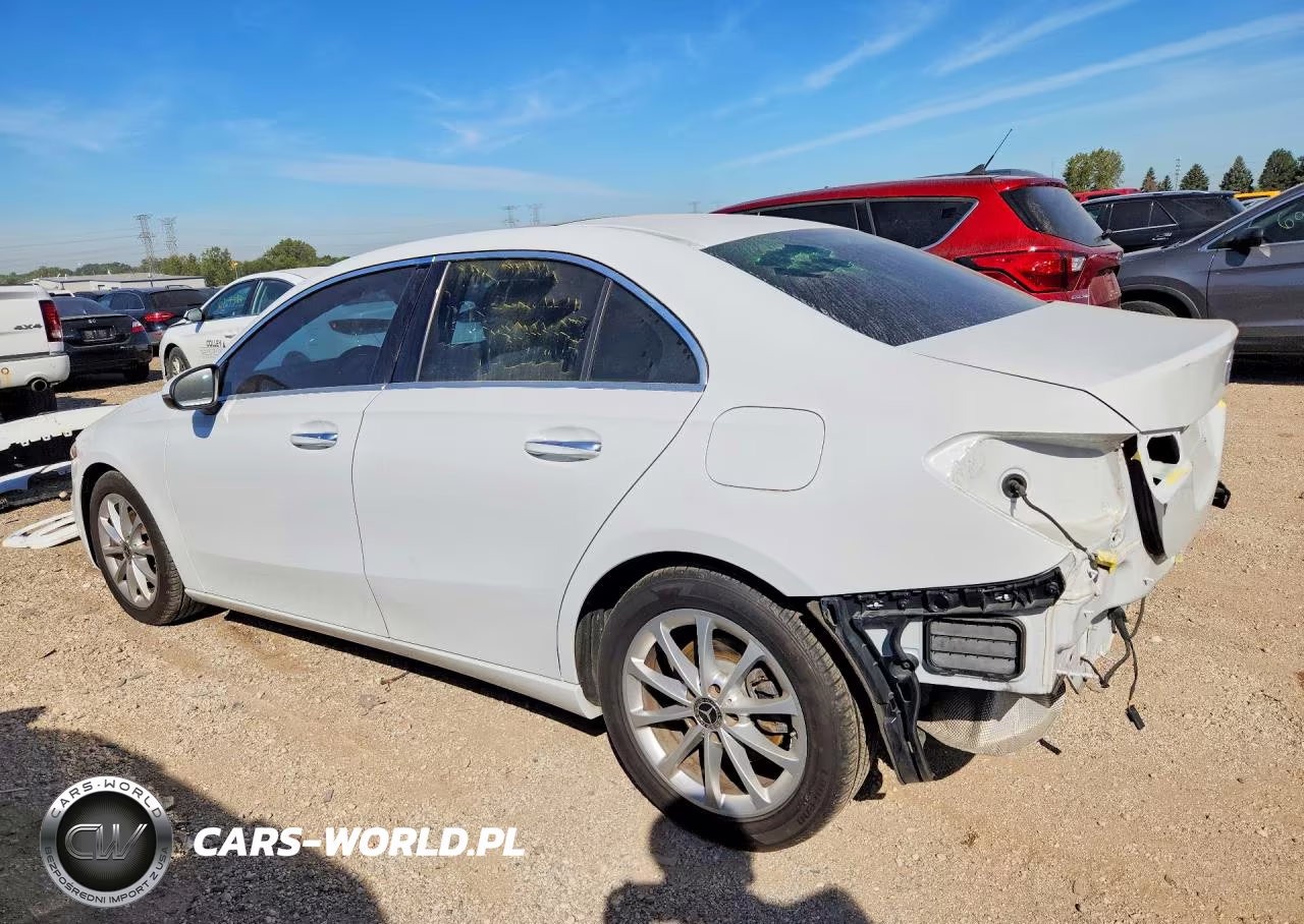 2020 Mercedes-Benz A 220 4Matic VIN:W1K3G4FB8LW044196 - 2