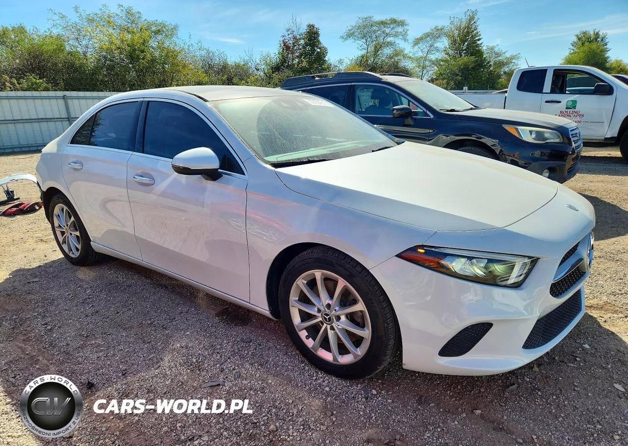 2020 Mercedes-Benz A 220 4Matic VIN:W1K3G4FB8LW044196 - 4