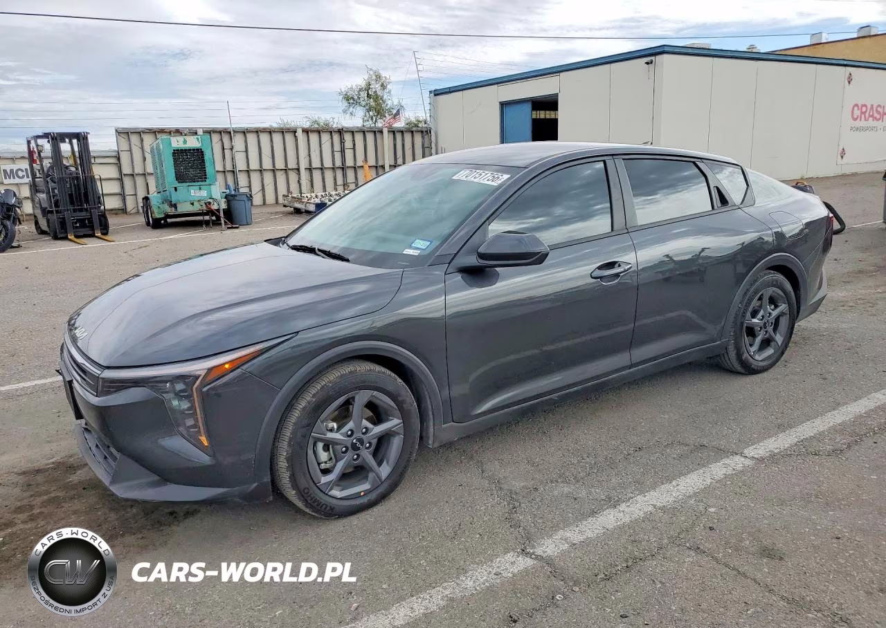 2026 Kia K4 Lxs VIN:3KPFT4DE2TE356198 - 1