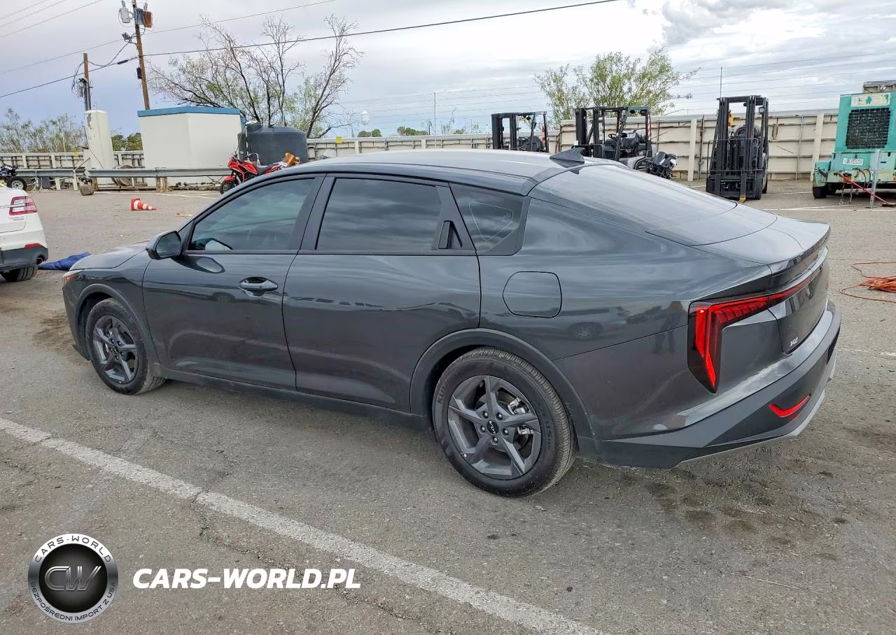 2026 Kia K4 Lxs VIN:3KPFT4DE2TE356198 - 2