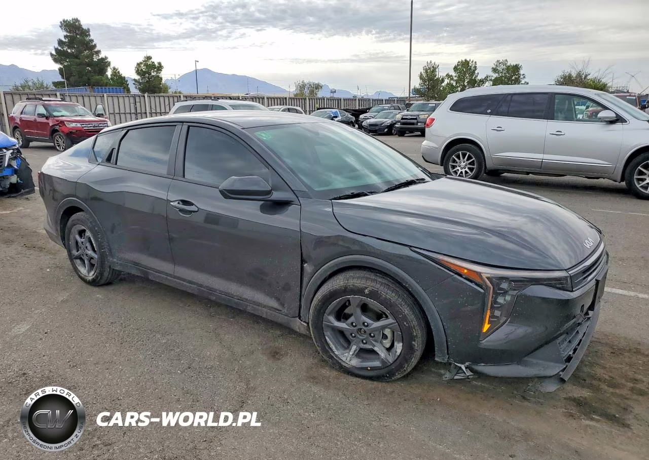 2026 Kia K4 Lxs VIN:3KPFT4DE2TE356198 - 4