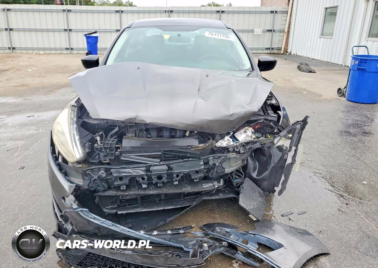 2016 Ford Focus S VIN:1FADP3E29GL393858 - 5