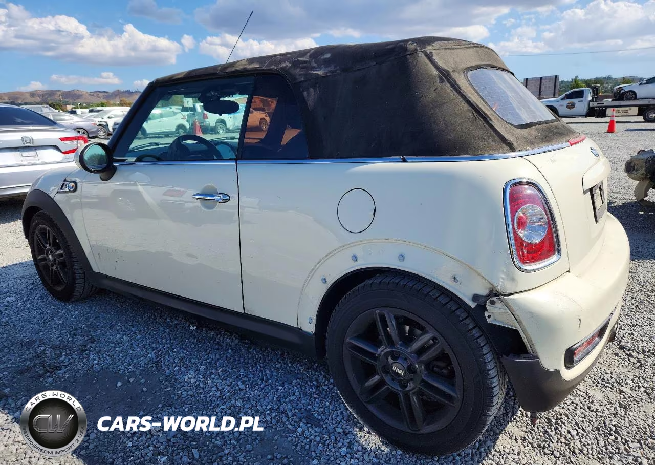 2015 Mini Cooper S VIN:WMWZP3C56FT708978 - 2