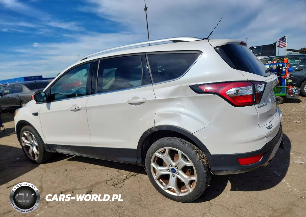 2017 Ford Escape Titanium VIN:1FMCU9J95HUD58391 - 2