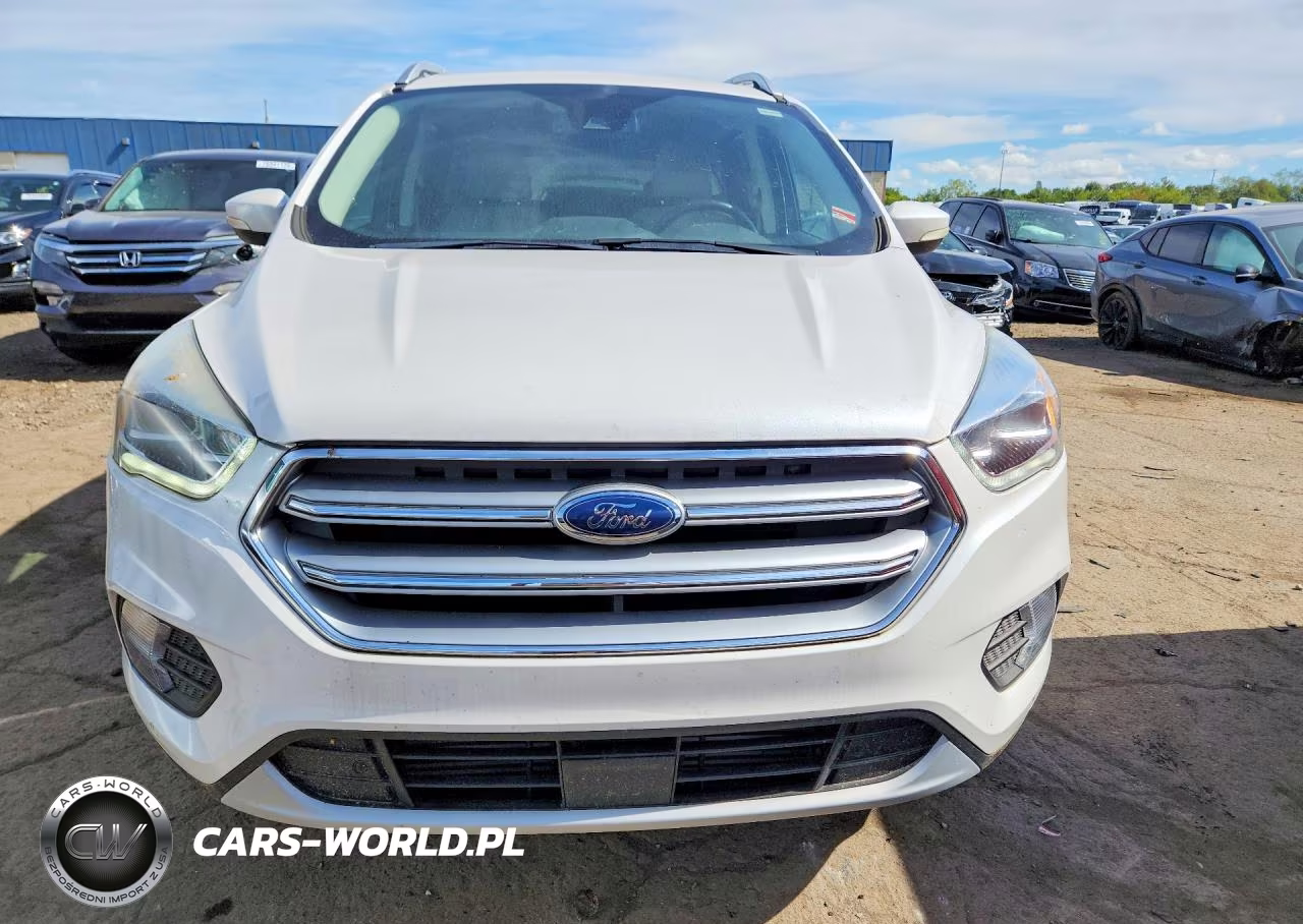 2017 Ford Escape Titanium VIN:1FMCU9J95HUD58391 - 5