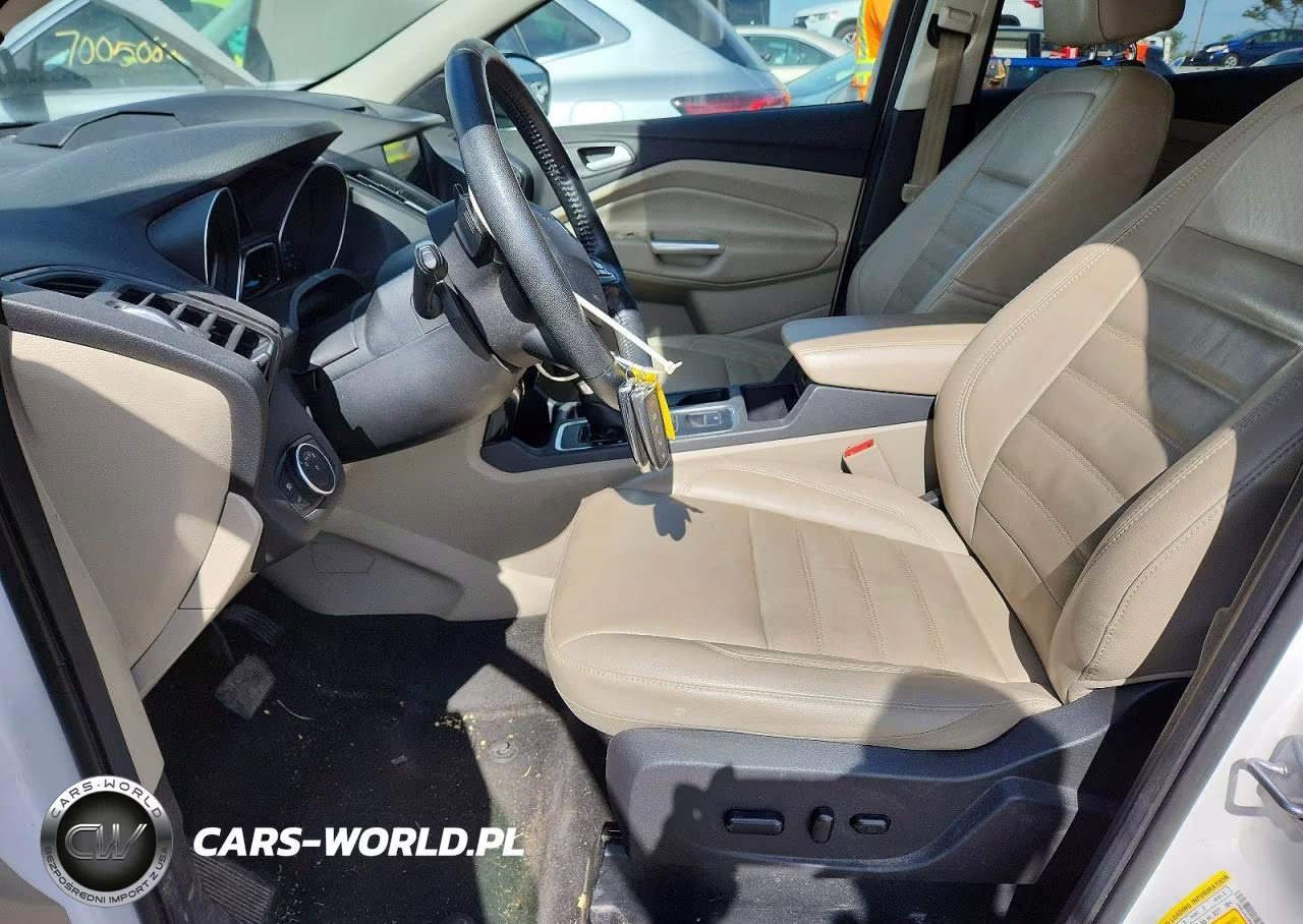 2017 Ford Escape Titanium VIN:1FMCU9J95HUD58391 - 7