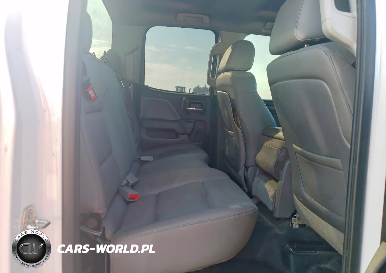 2015 Chevrolet Silverado C2500 Heavy Duty VIN:1GB2CUEG3FZ537676 - 10