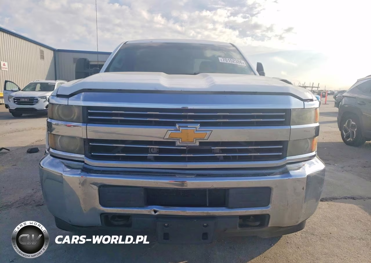 2015 Chevrolet Silverado C2500 Heavy Duty VIN:1GB2CUEG3FZ537676 - 5