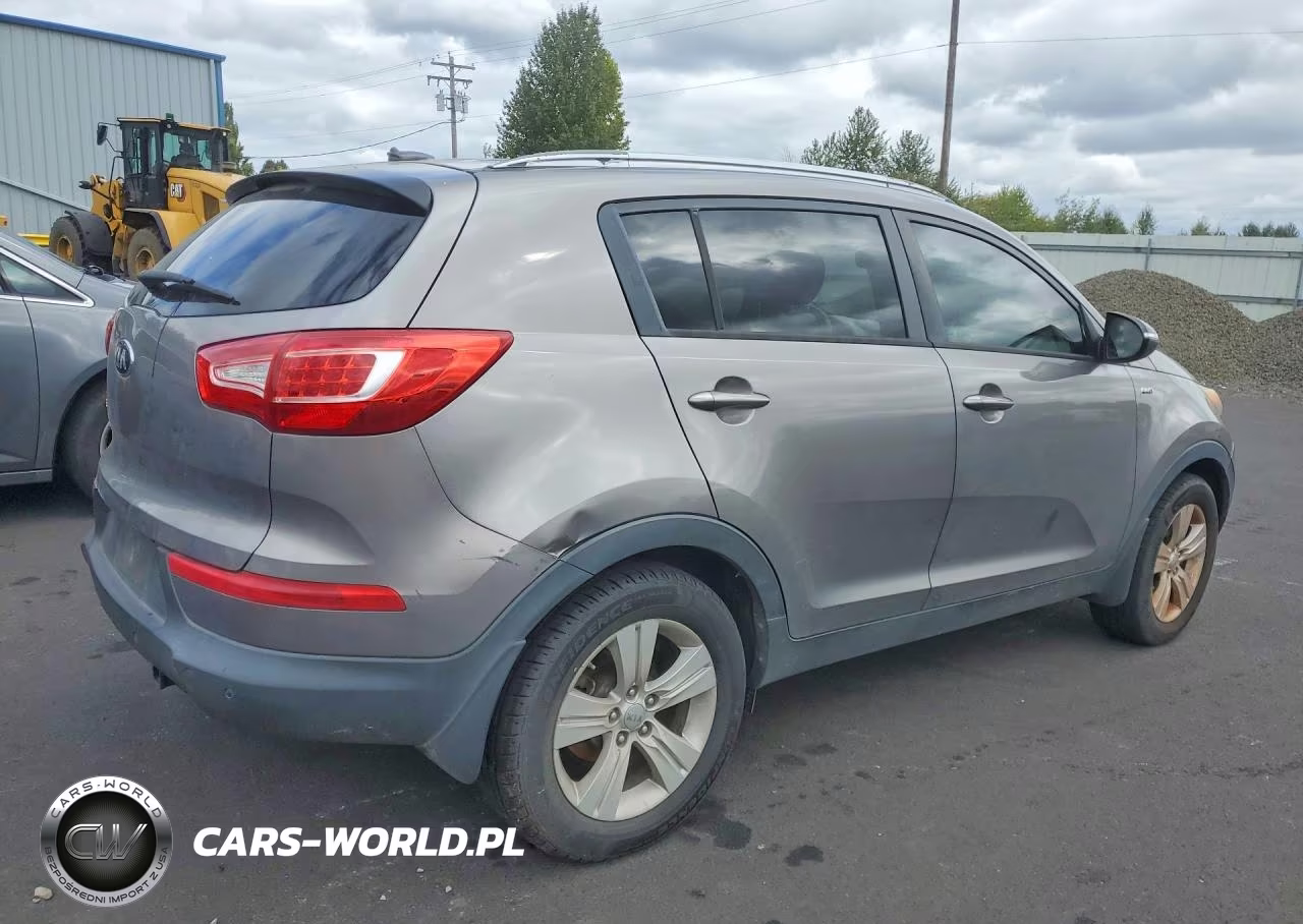2013 Kia Sportage Lx VIN:KNDPBCA25D7500615 - 3