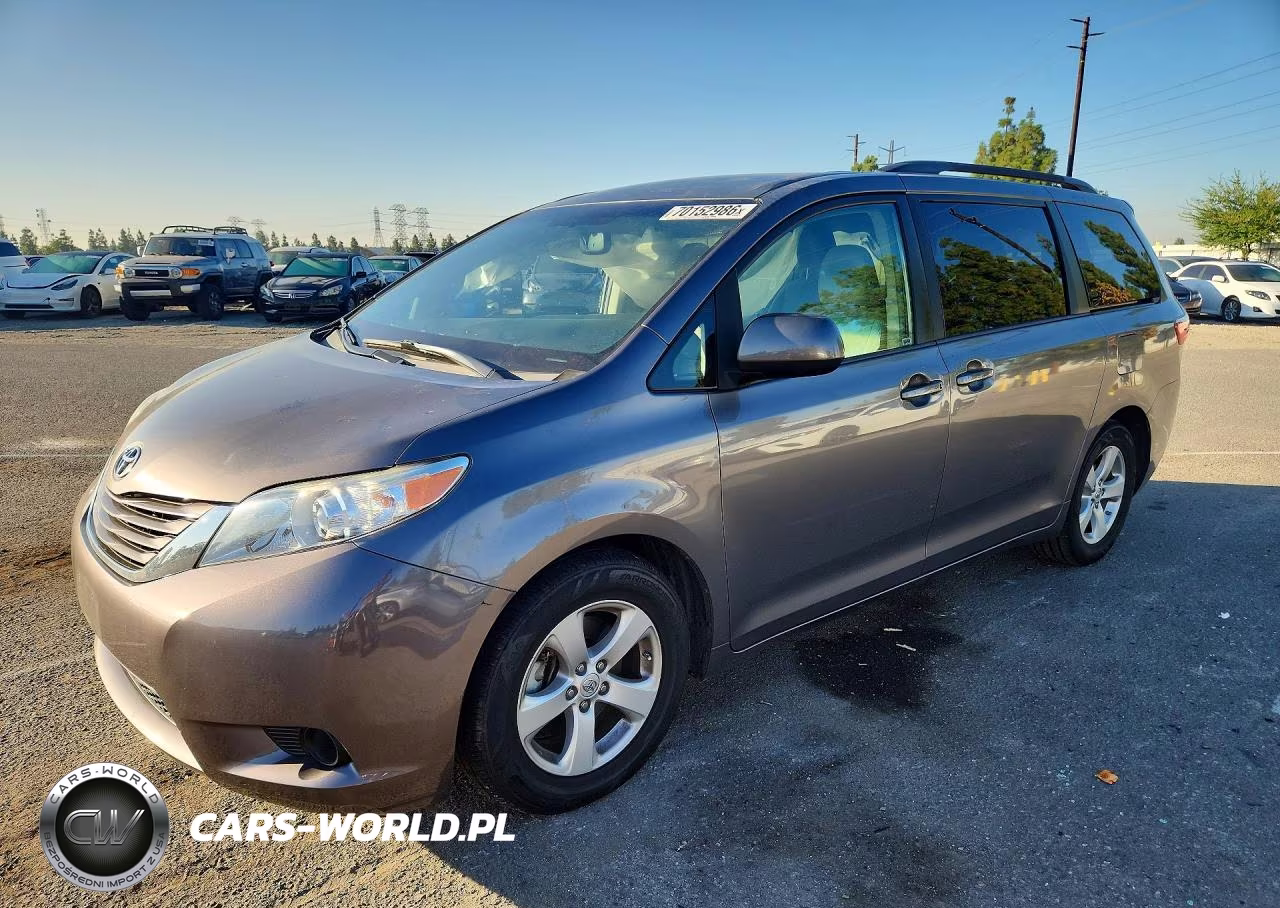 2016 Toyota Sienna Le VIN:5TDKK3DC1GS762432 - 1
