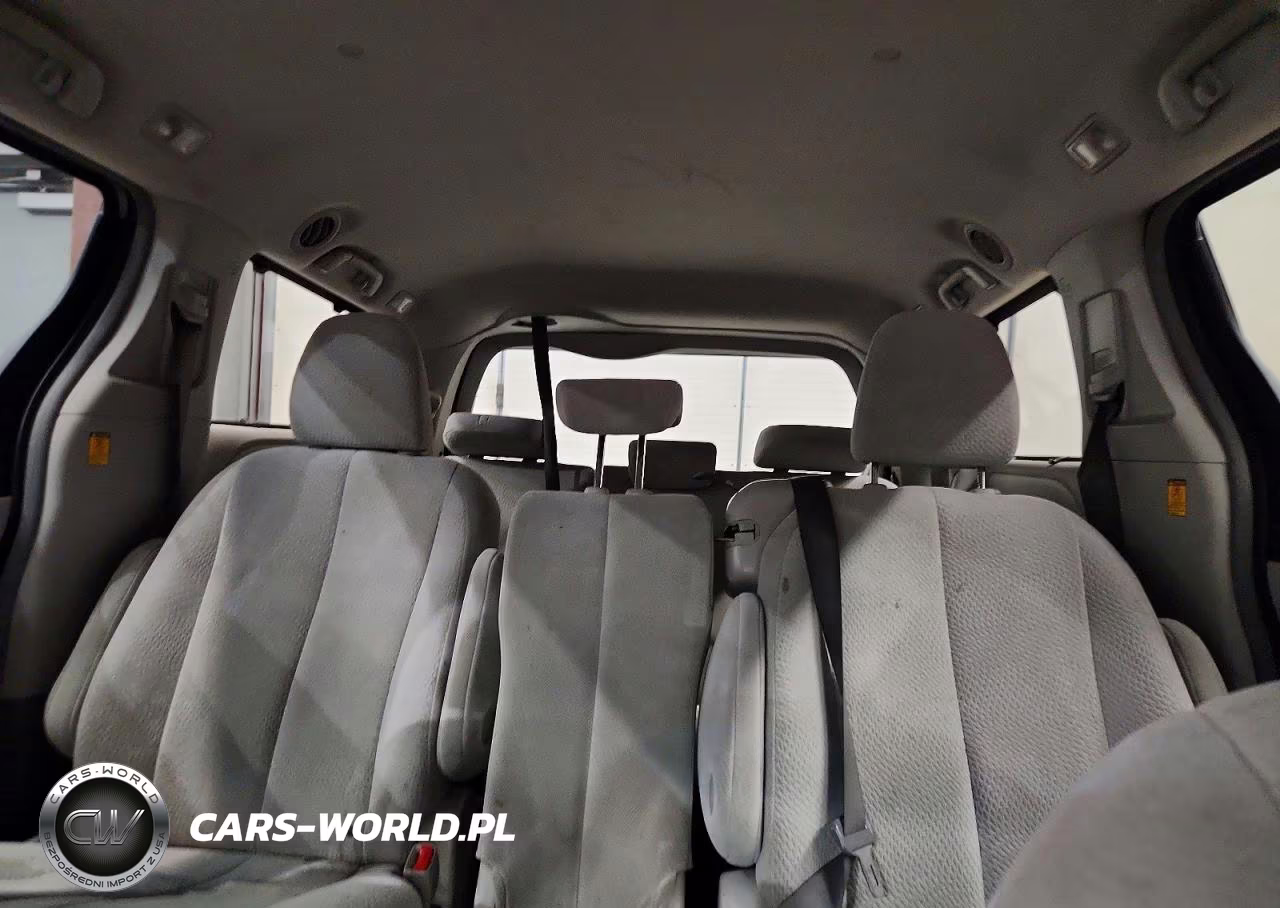2011 Toyota Sienna Le VIN:5TDKK3DC8BS086179 - 10