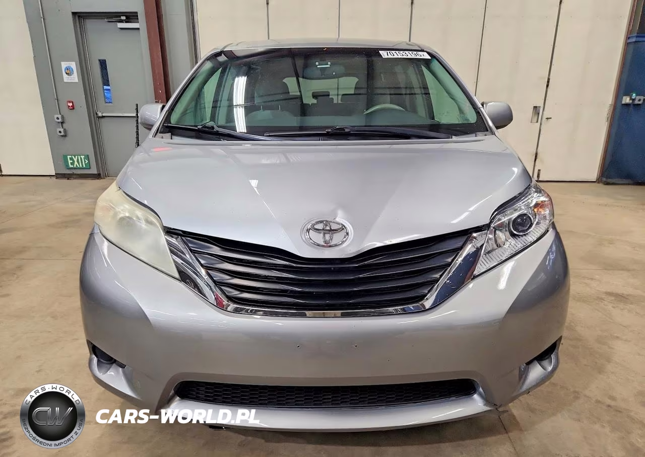 2011 Toyota Sienna Le VIN:5TDKK3DC8BS086179 - 5