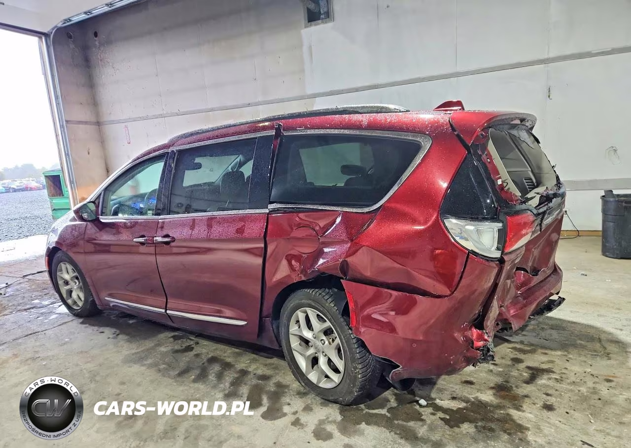 2019 Chrysler Pacifica Touring L VIN:2C4RC1BG1KR505925 - 2