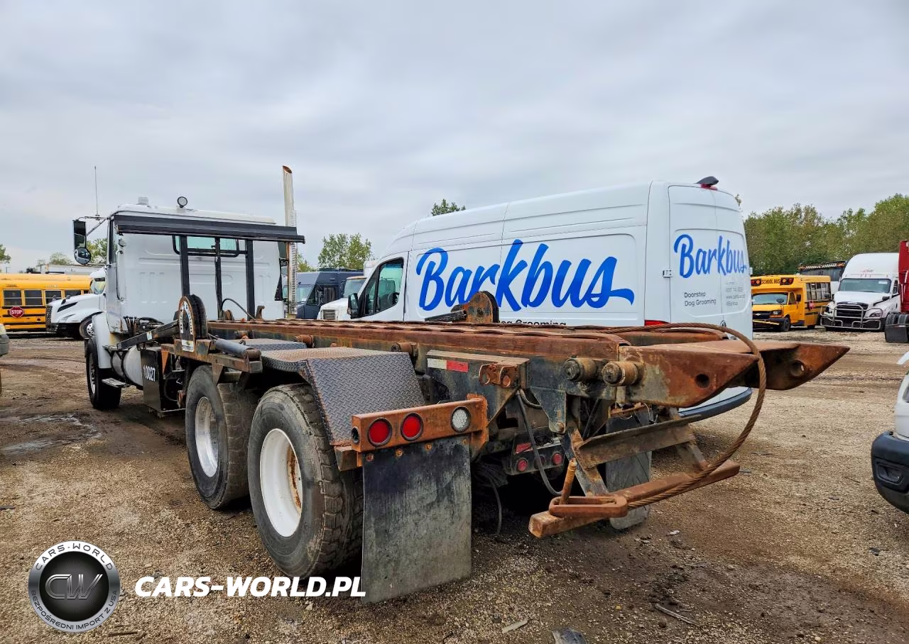 2001 Volvo Wg Roll-Off Container Truck VIN:4V5JC8UF01N310114 - 2