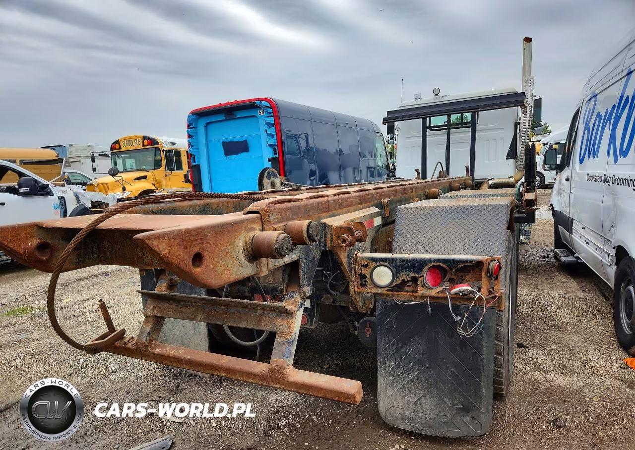 2001 Volvo Wg Roll-Off Container Truck VIN:4V5JC8UF01N310114 - 3