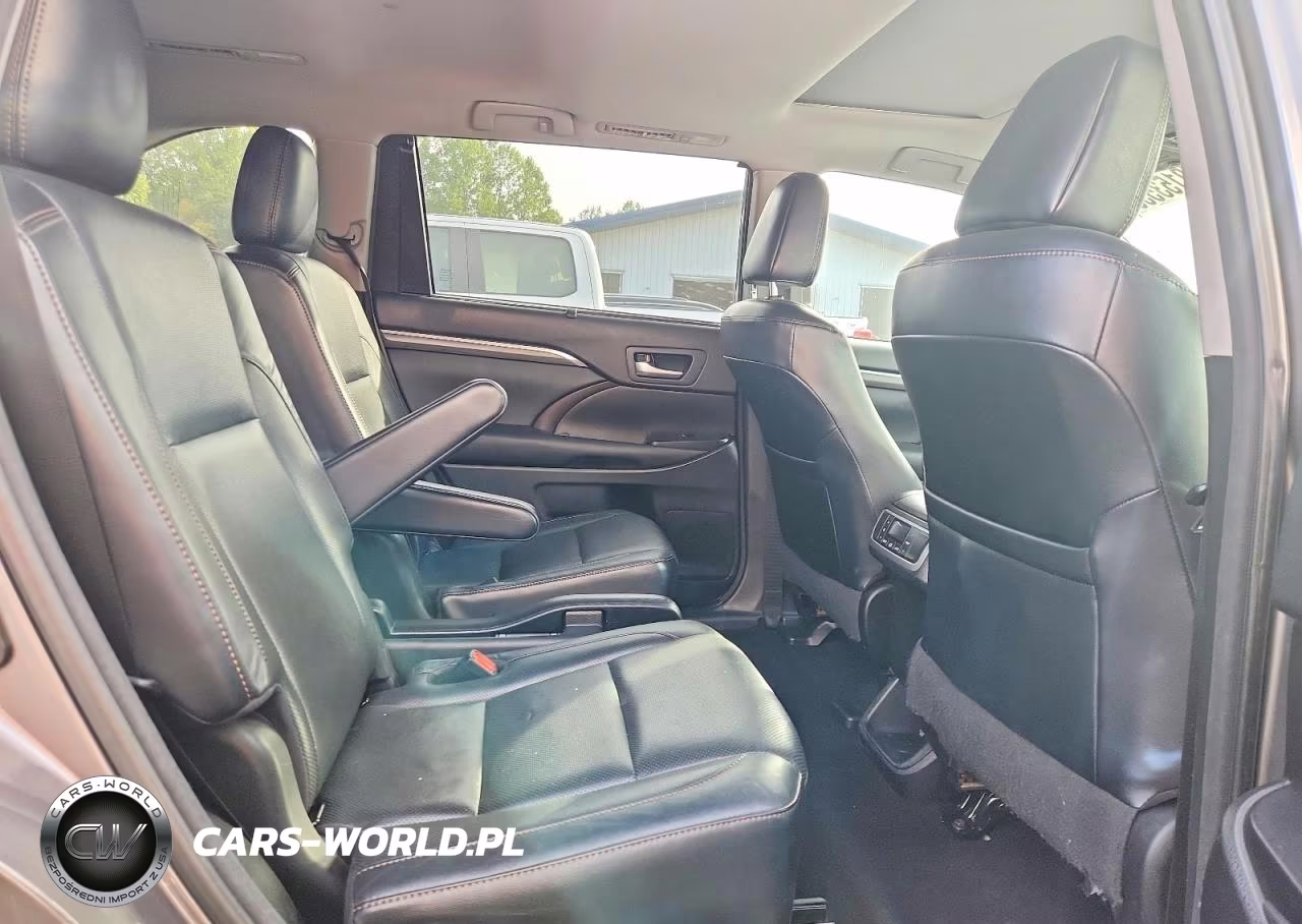 2018 Toyota Highlander Limited VIN:5TDDZRFH5JS488353 - 11