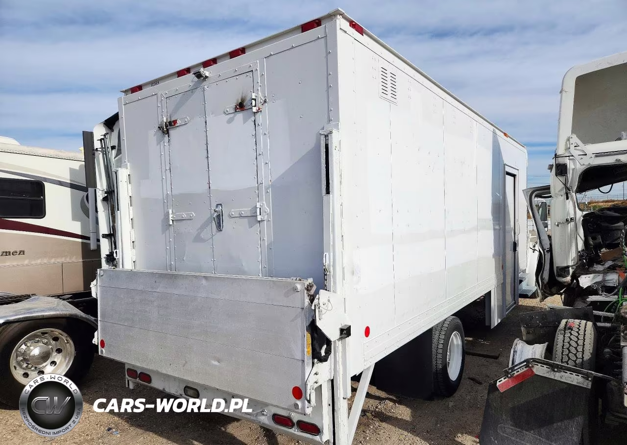 2009 Freightliner Business Class M2 Box Truck VIN:1FVACWDJ39HAJ7964 - 3
