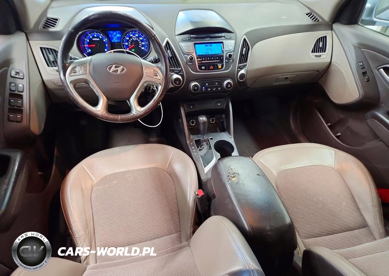 2012 Hyundai Tucson VIN:KM8JUCAC1CU396547 - 8