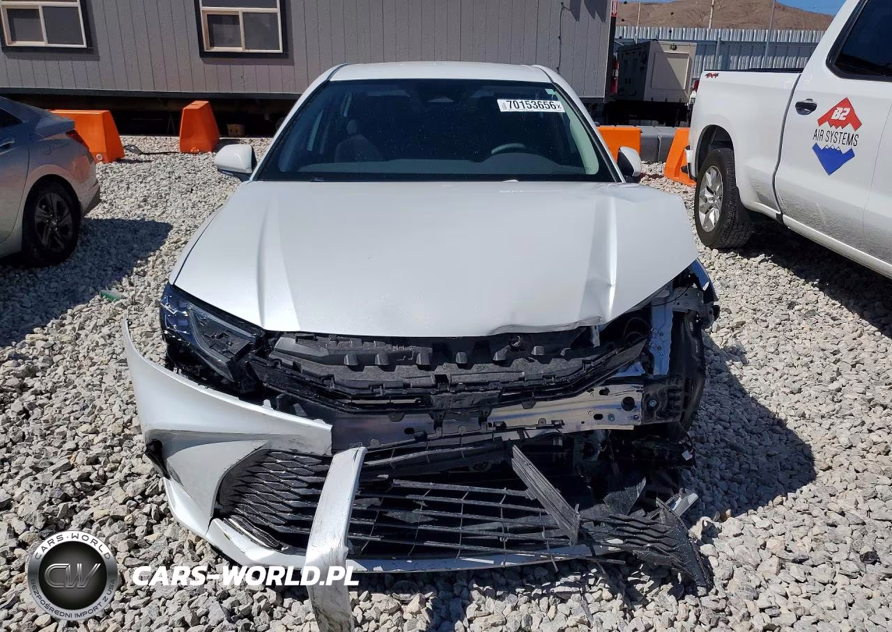 2025 Toyota Camry Xle VIN:4T1DAACKXSU624655 - 5