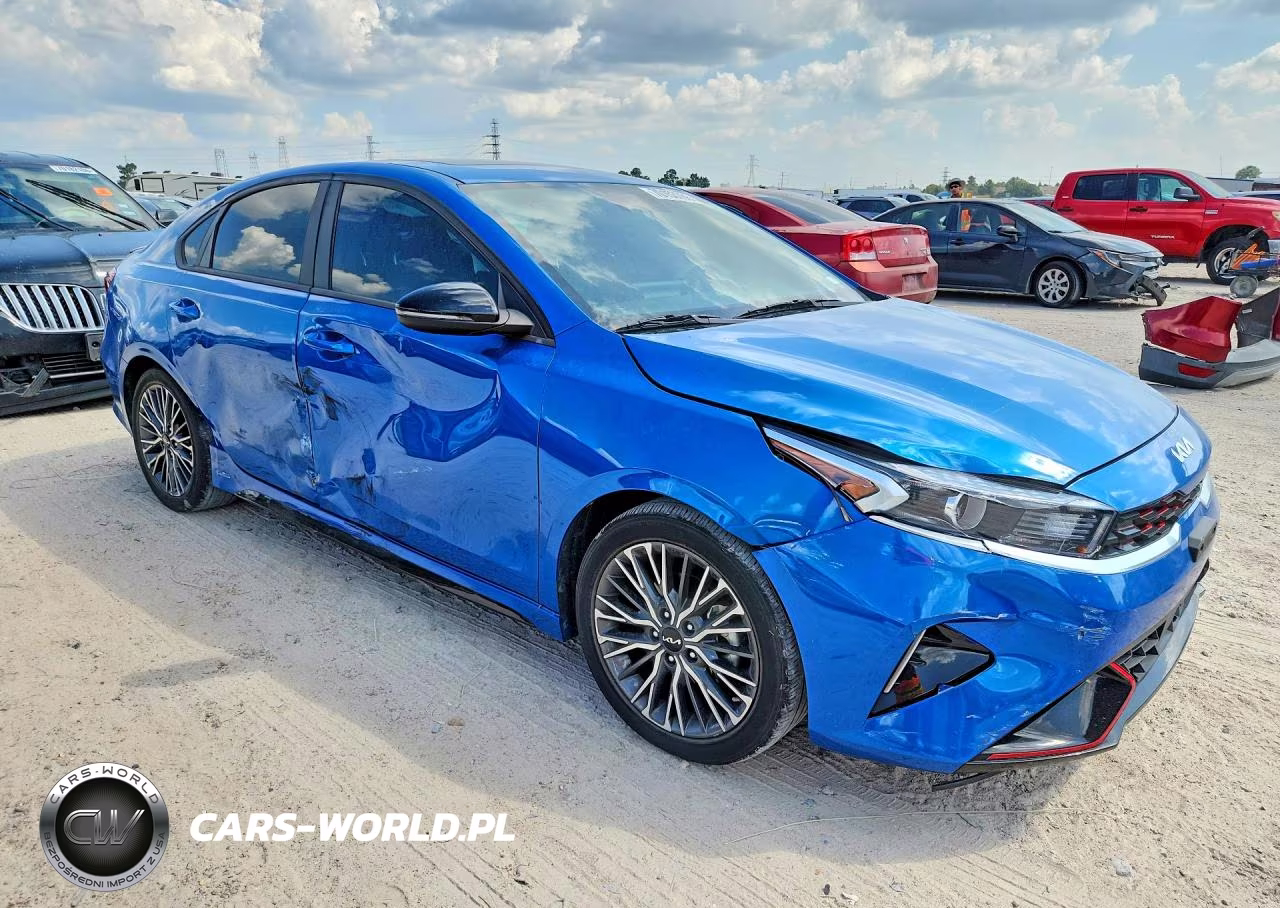 2023 Kia Forte Gt Line VIN:3KPF54AD5PE647810 - 4