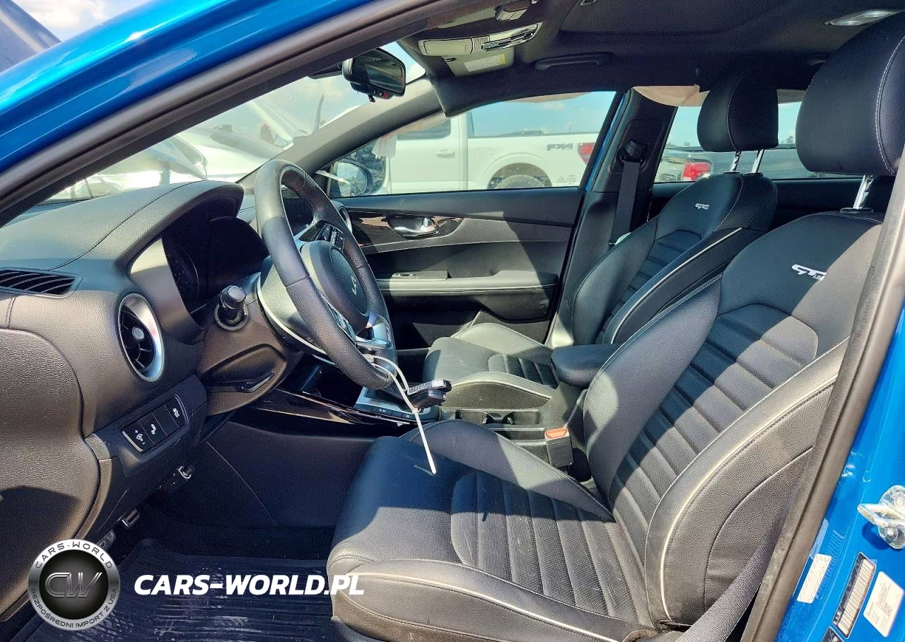 2023 Kia Forte Gt Line VIN:3KPF54AD5PE647810 - 7