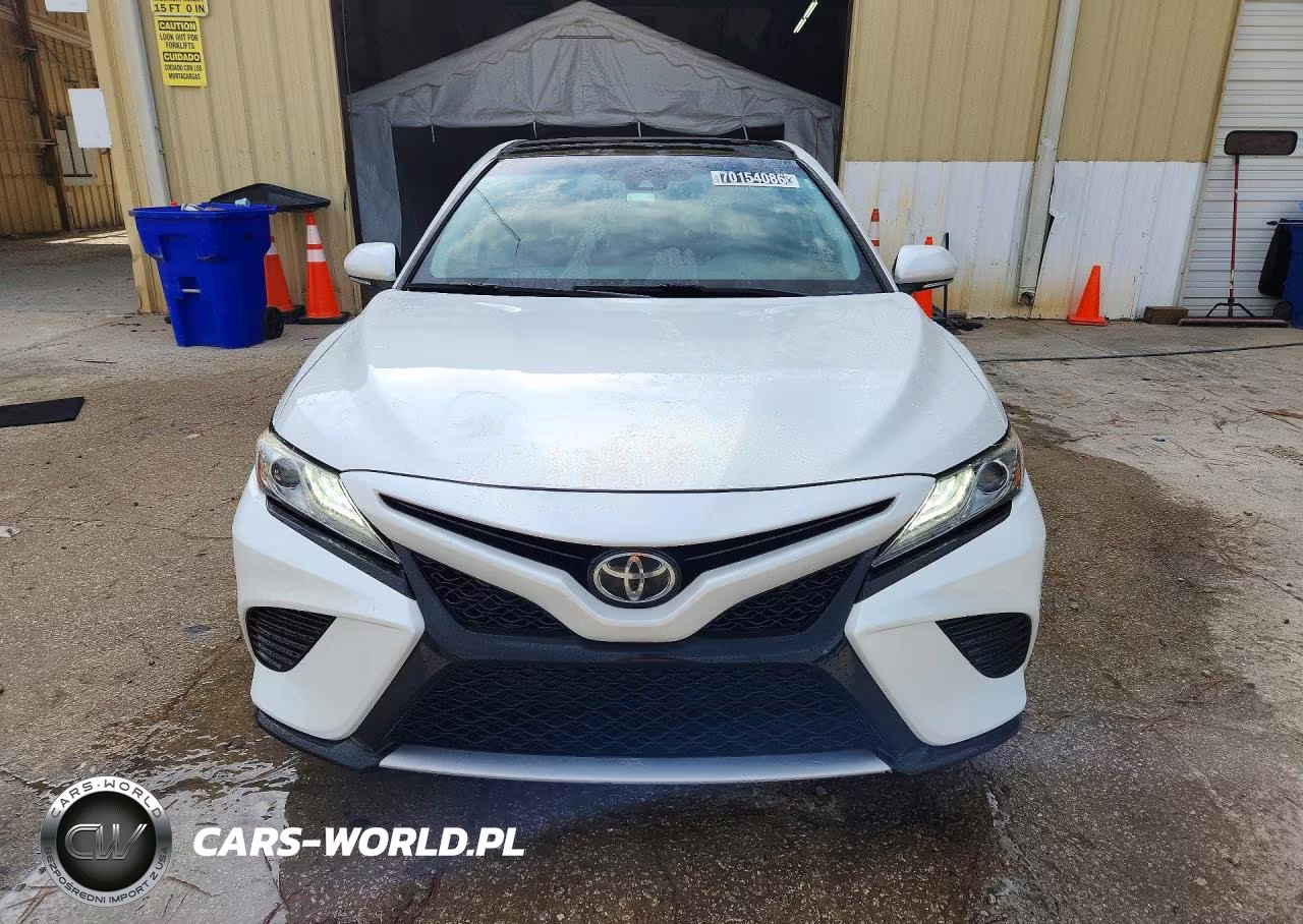 2019 Toyota Camry Xse VIN:4T1B61HKXKU847926 - 5
