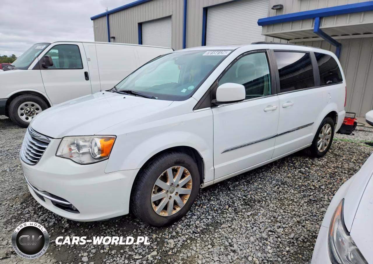 2015 Chrysler Town & Country Touring VIN:2C4RC1BG2FR739853 - 1