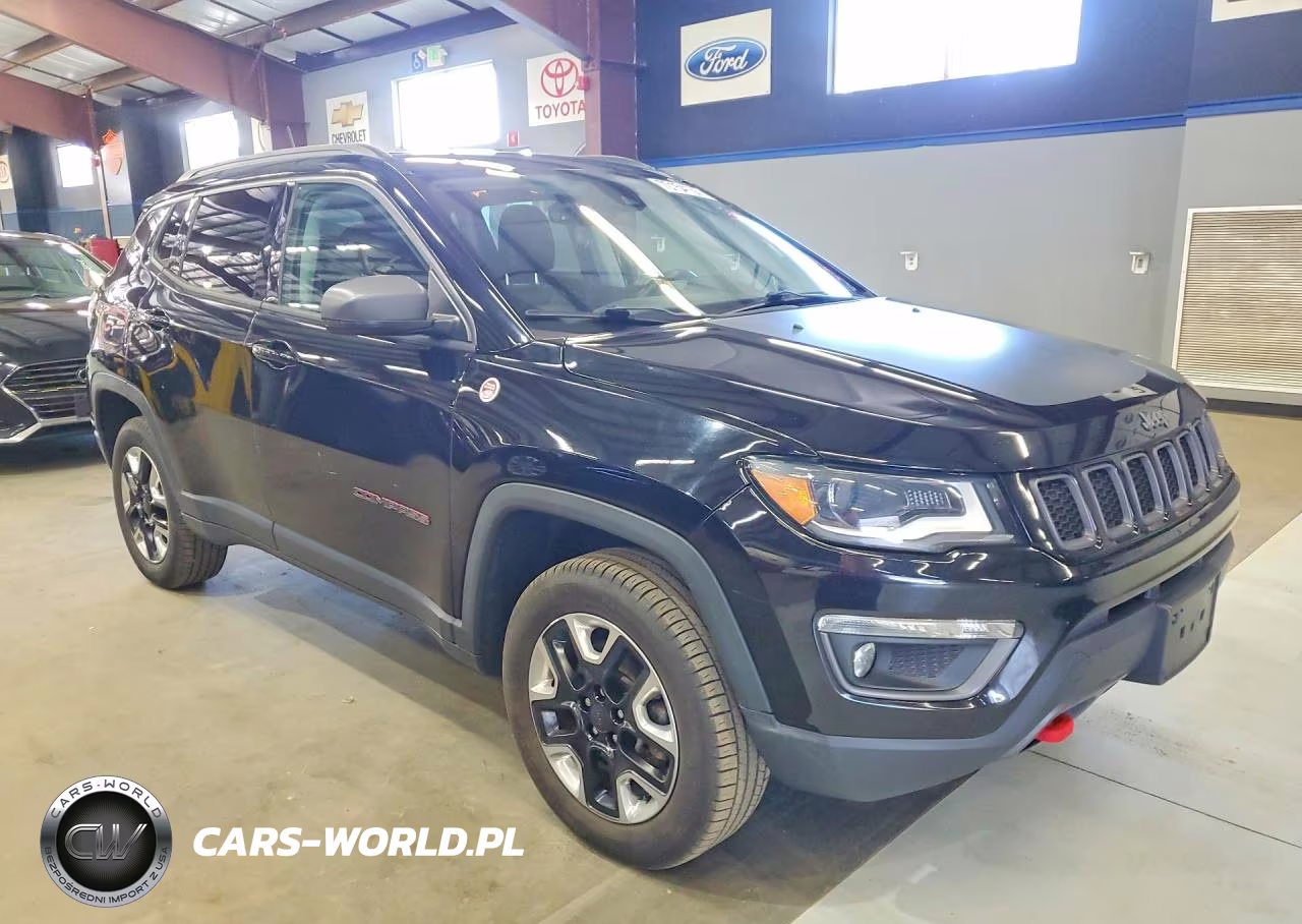 2018 Jeep Compass Trailhawk VIN:3C4NJDDB4JT129093 - 4