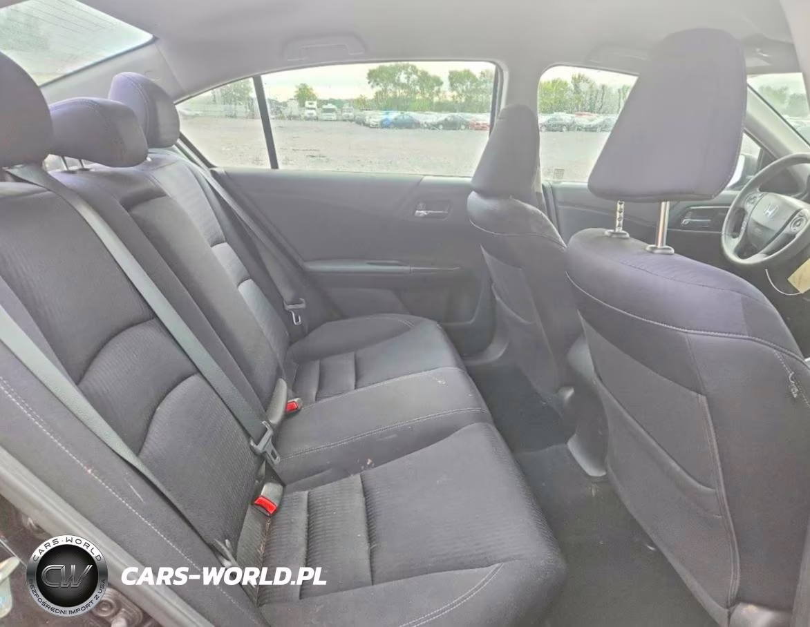 2015 Honda Accord Sport VIN:1HGCR2F55FA044131 - 10