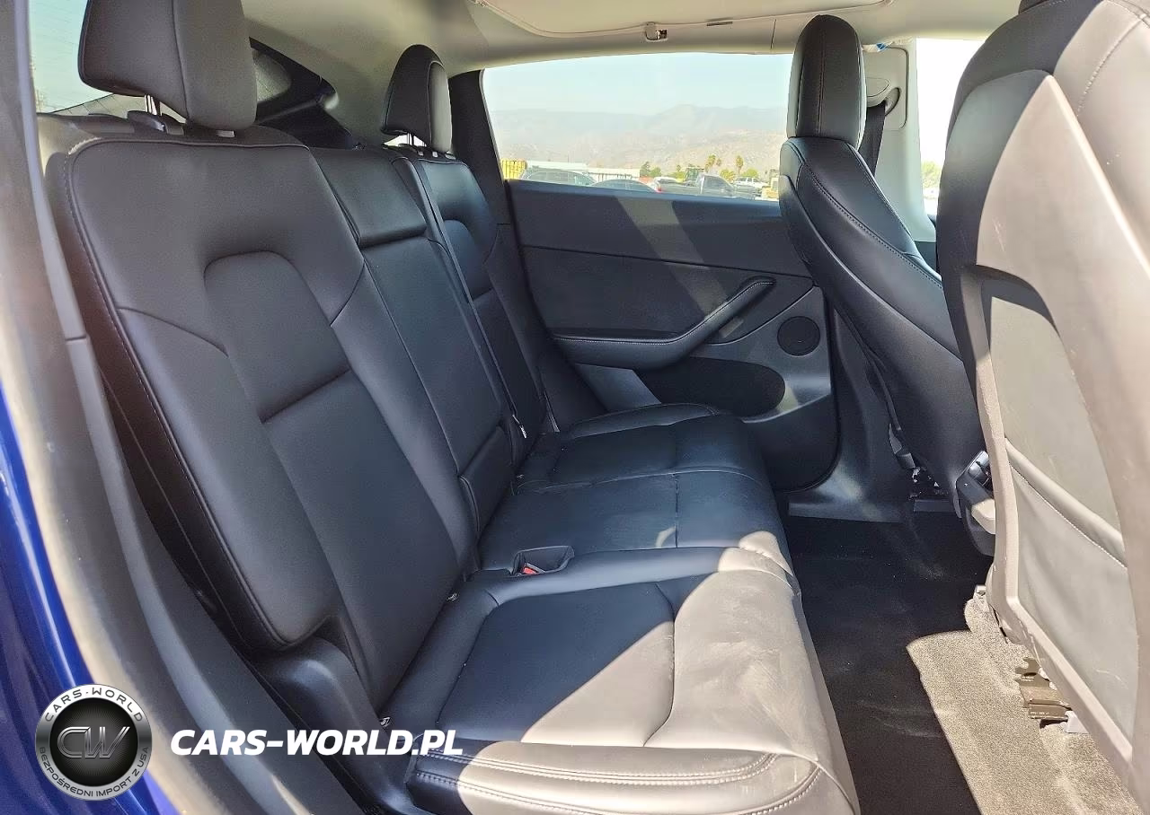 2023 Tesla Model Y VIN:7SAYGAEE4PF615495 - 10