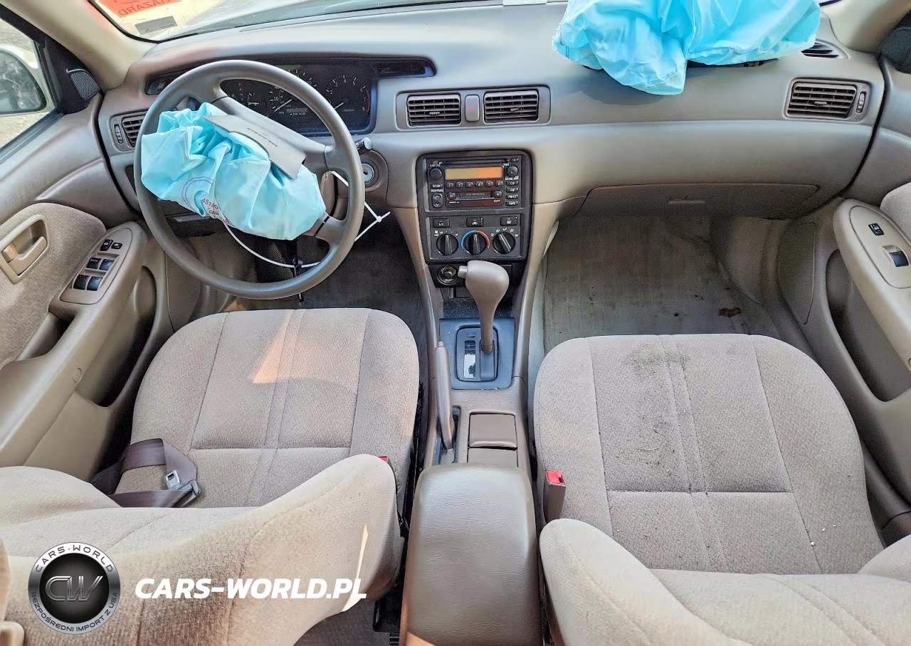 2001 Toyota Camry Le VIN:4T1BG22K11U100029 - 8
