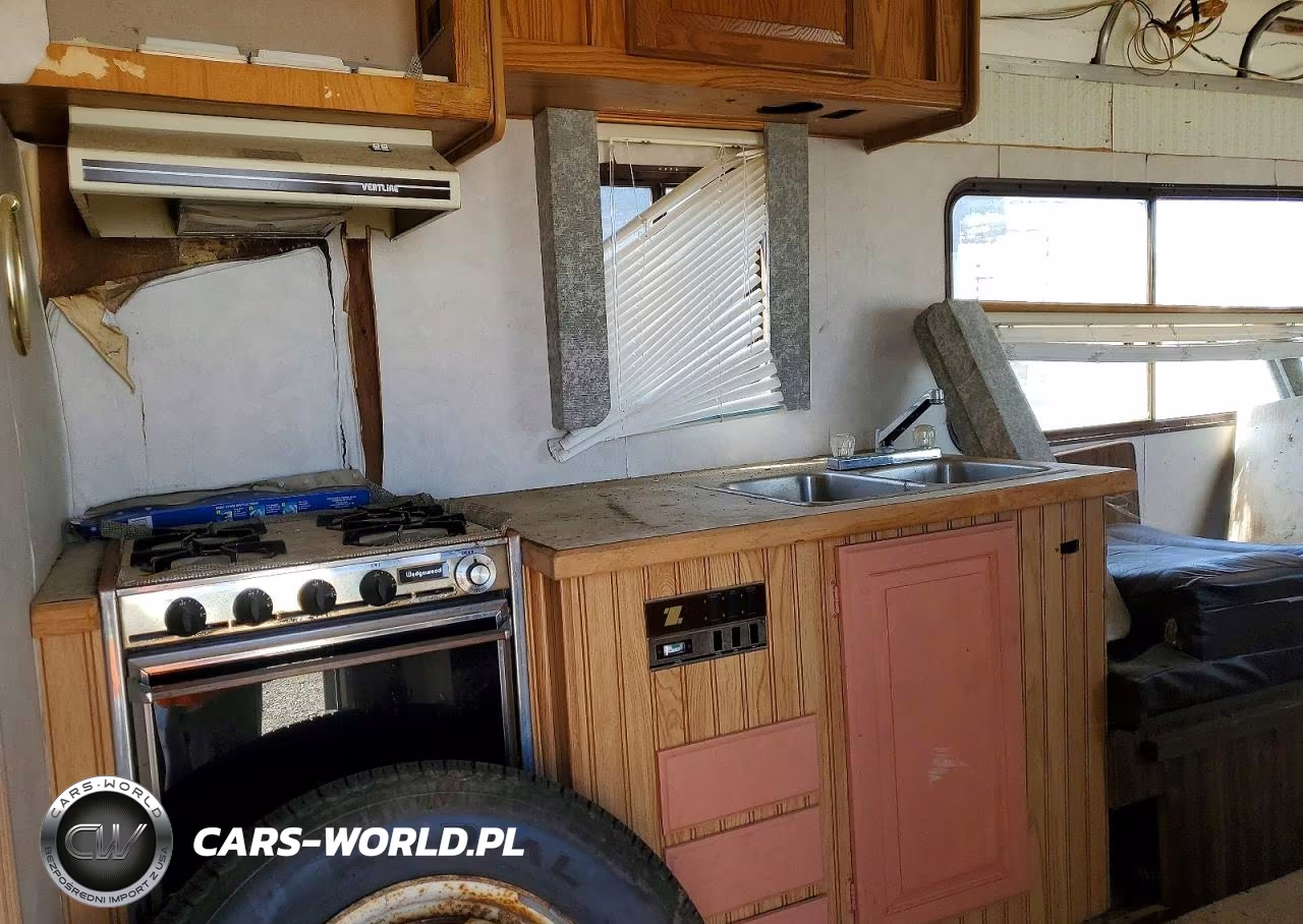 1985 FORD ECONOLINE VIN:1FDKE30L9FHA13678 - 6