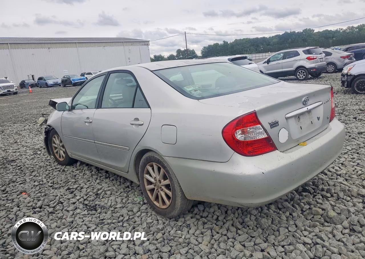 2002 Toyota Camry Xle V6 VIN:4T1BF30K82U537913 - 2