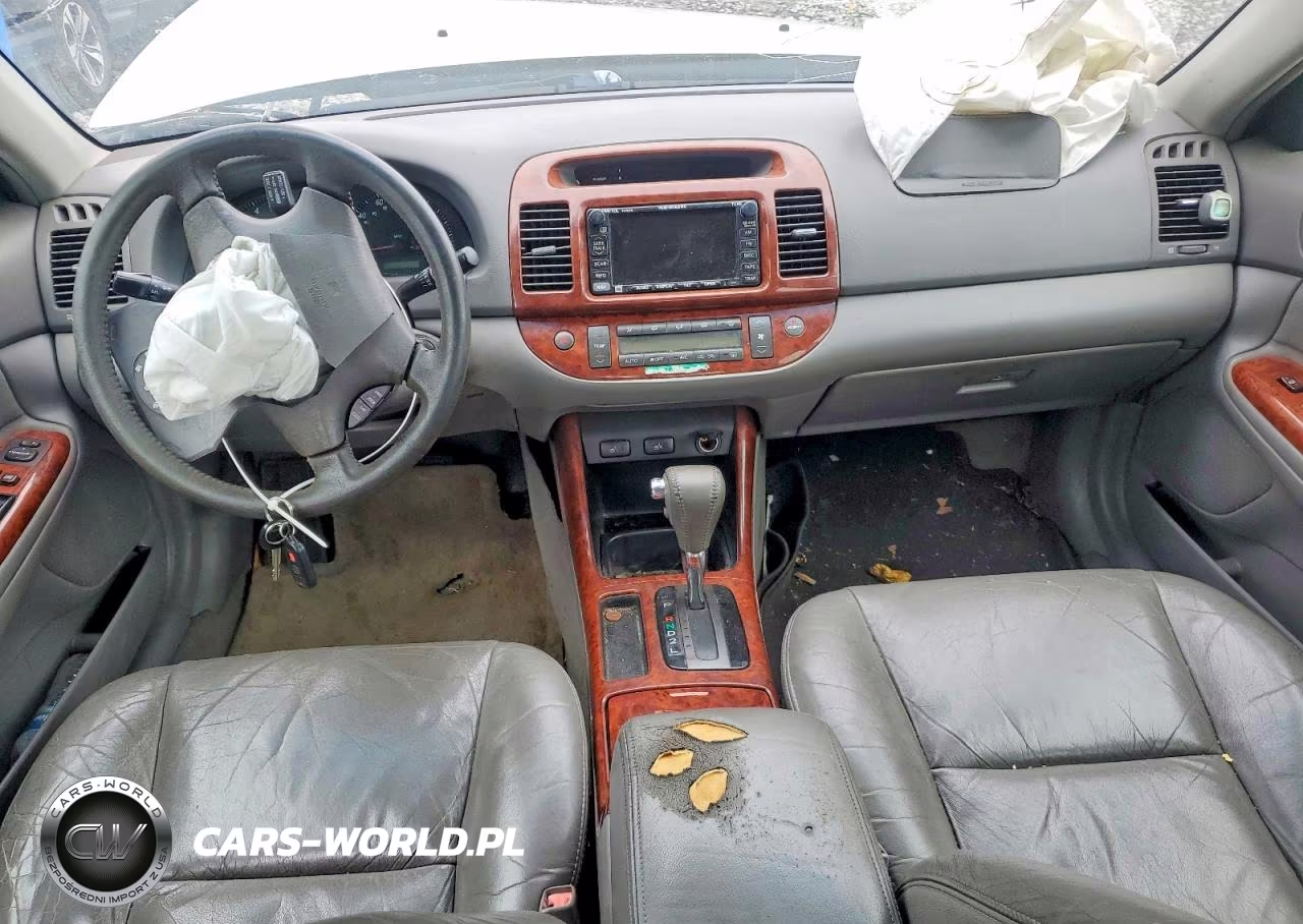 2002 Toyota Camry Xle V6 VIN:4T1BF30K82U537913 - 8