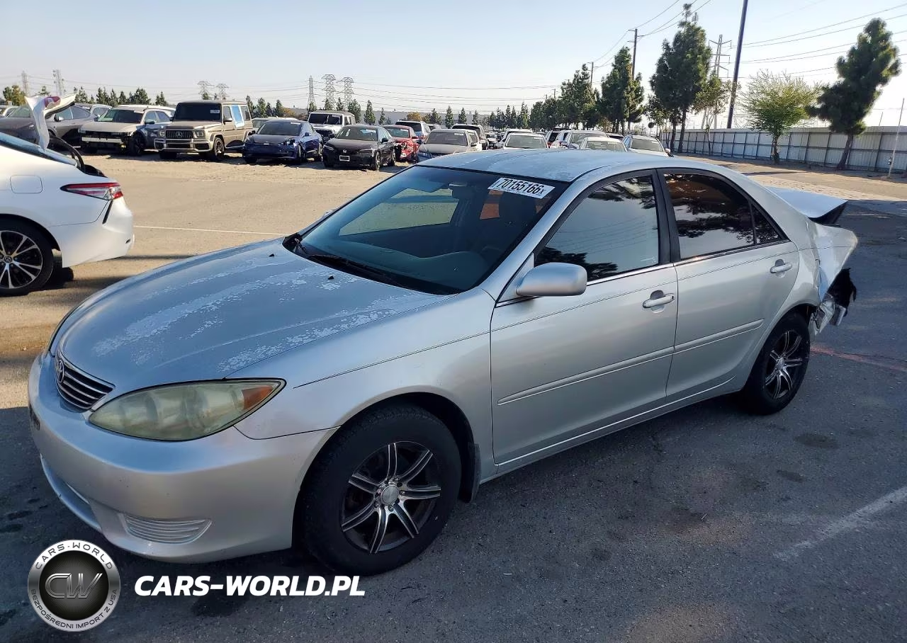 2005 Toyota Camry Standard