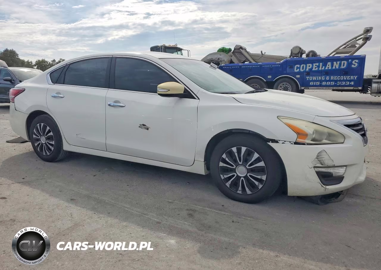 2015 Nissan Altima 2.5 S VIN:1N4AL3AP9FC251413 - 4