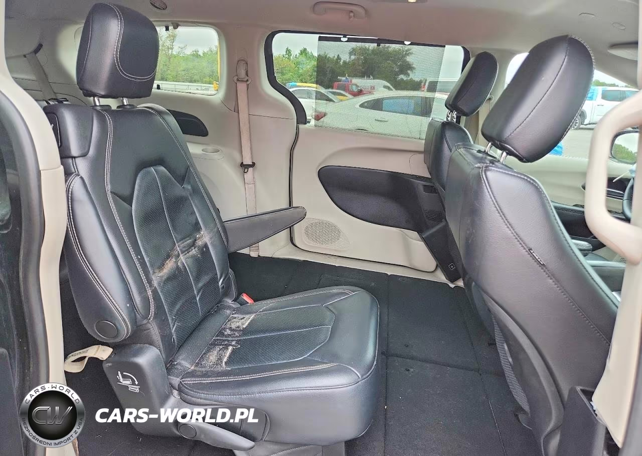 2022 Chrysler Pacifica Touring L VIN:2C4RC1BG6NR178412 - 11