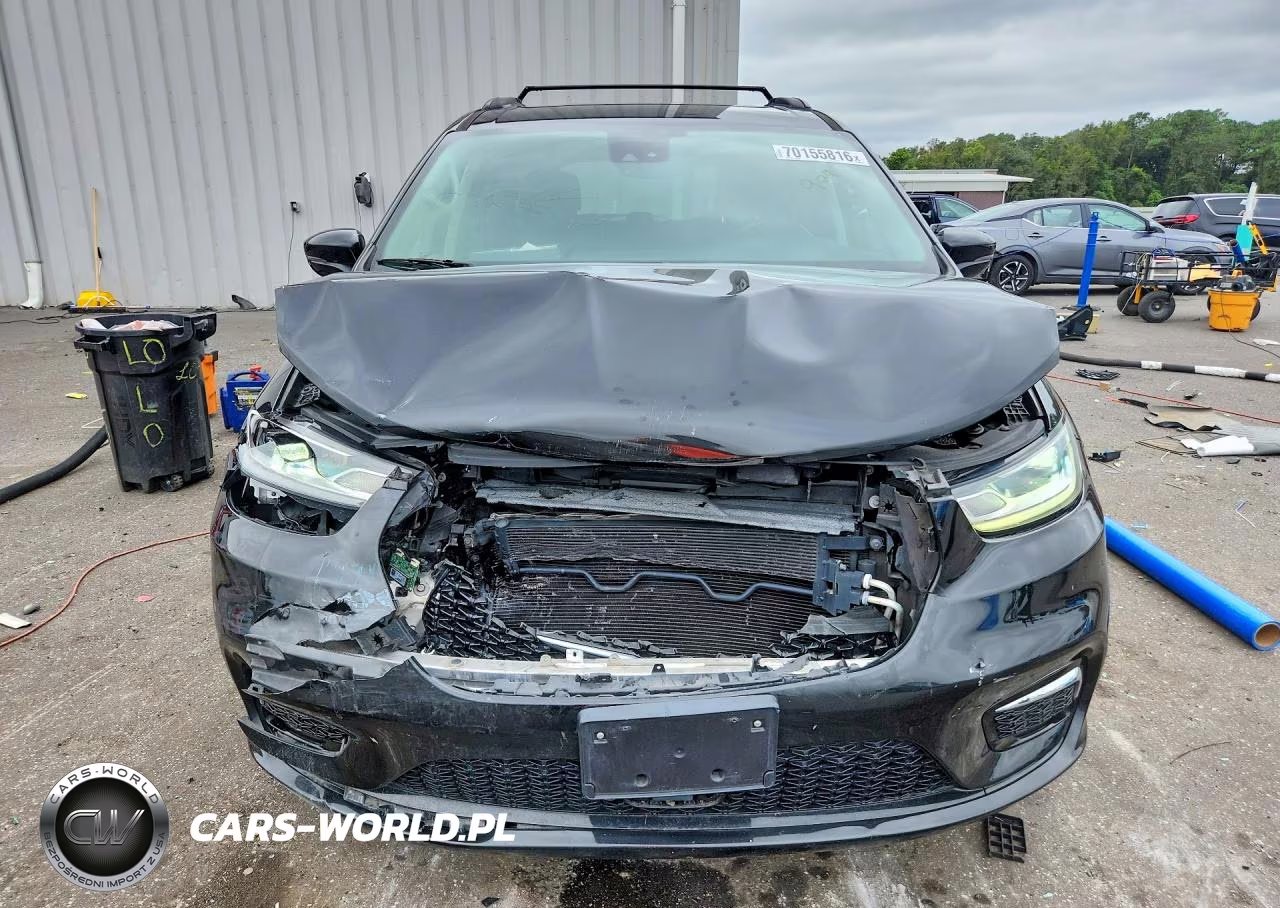 2022 Chrysler Pacifica Touring L VIN:2C4RC1BG6NR178412 - 5