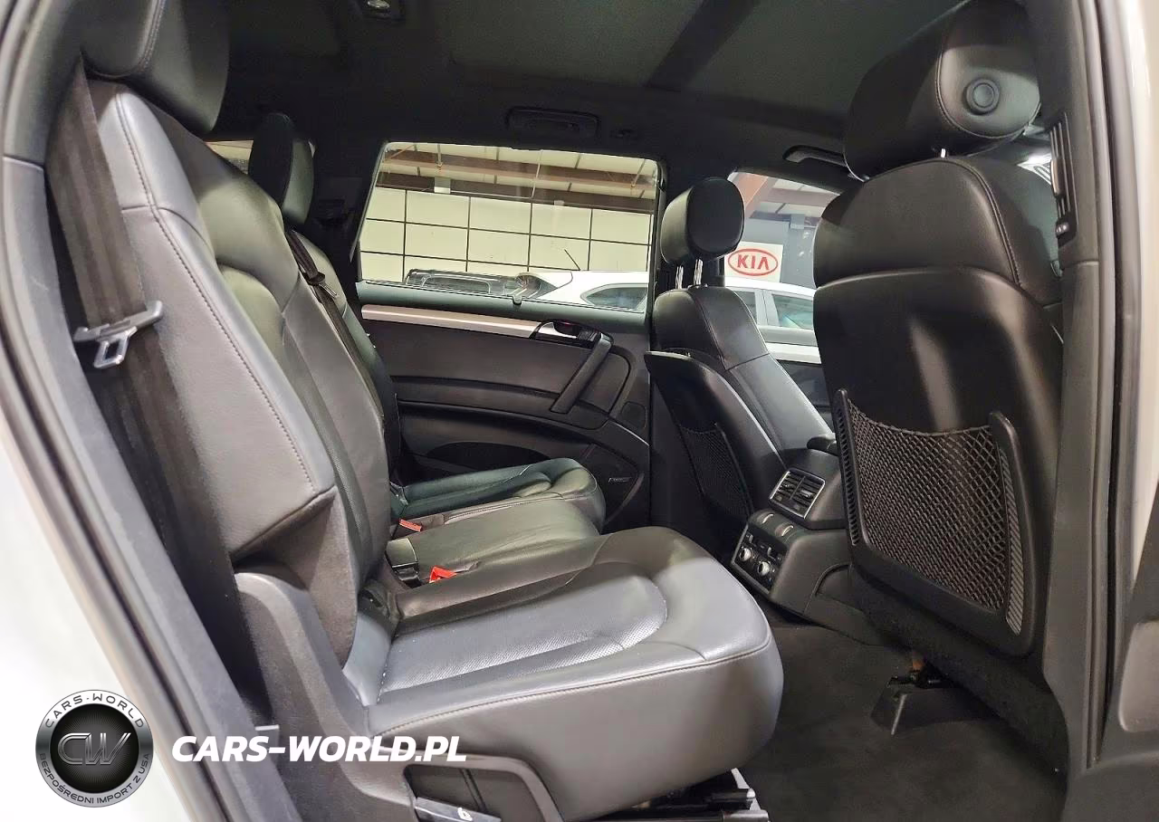 2015 Audi Q7 Prestige VIN:WA1DGAFE0FD002560 - 11