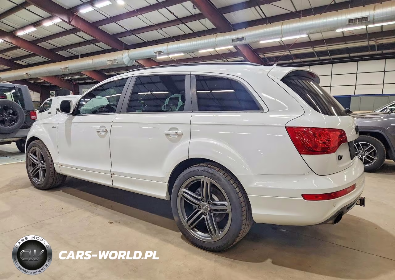2015 Audi Q7 Prestige VIN:WA1DGAFE0FD002560 - 2
