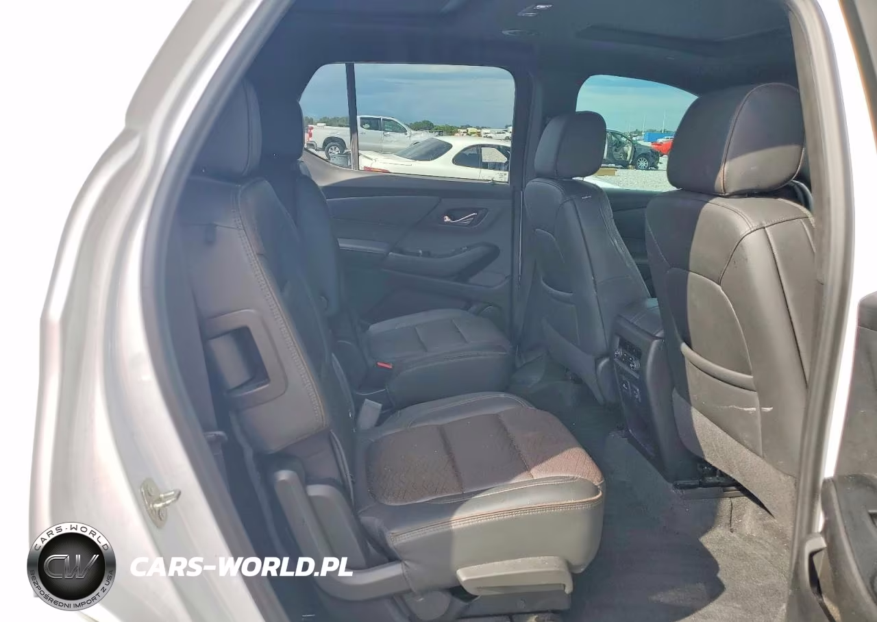 2023 Chevrolet Traverse High Country VIN:1GNERNKWXPJ214886 - 10