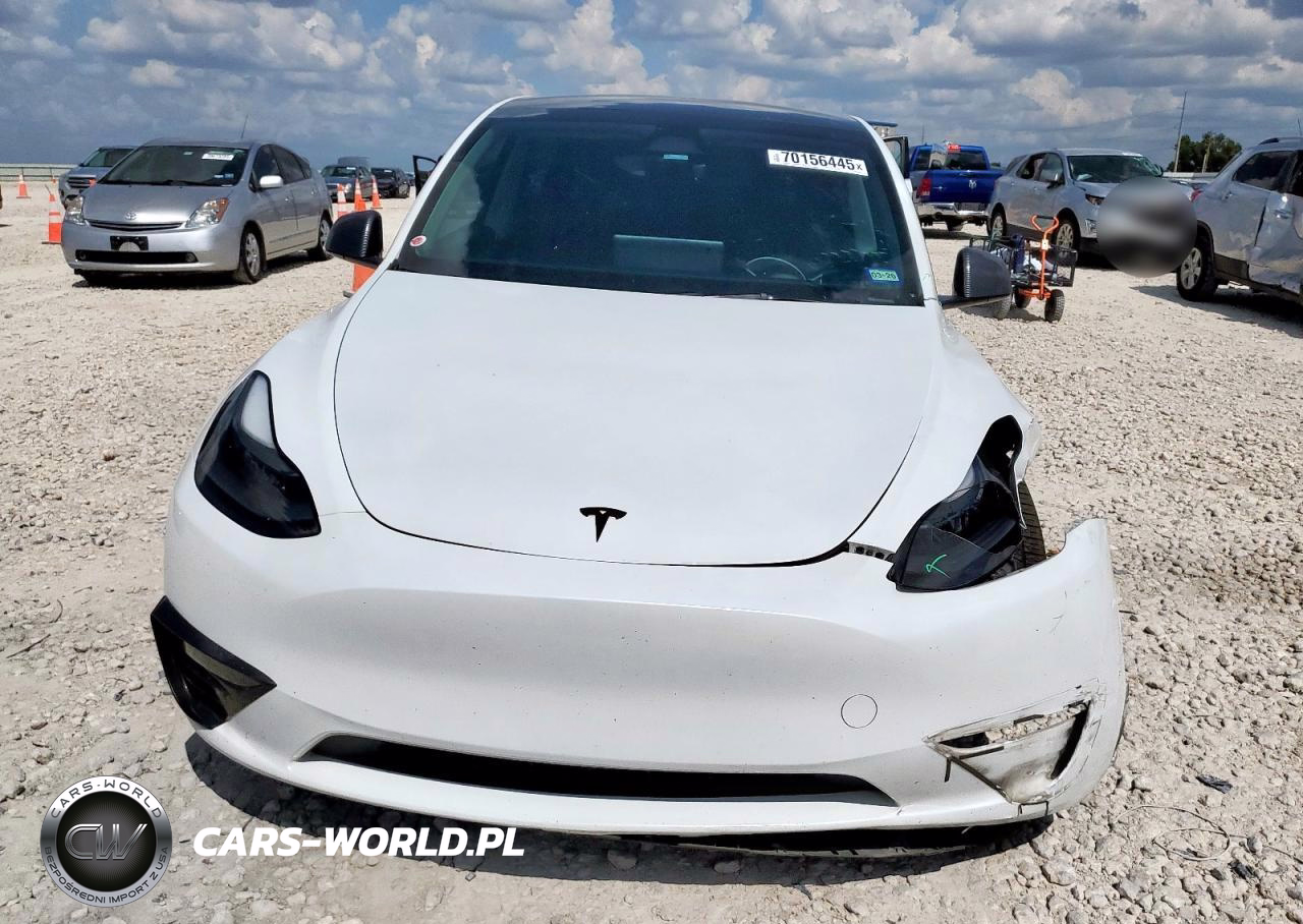 2024 Tesla Model Y VIN:7SAYGDEF6RA267029 - 5