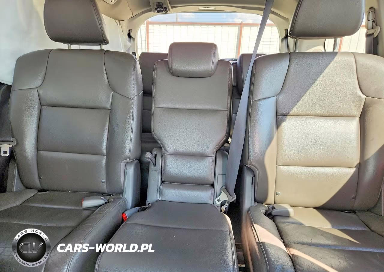 2014 Honda Odyssey Touring VIN:5FNRL5H96EB109053 - 10