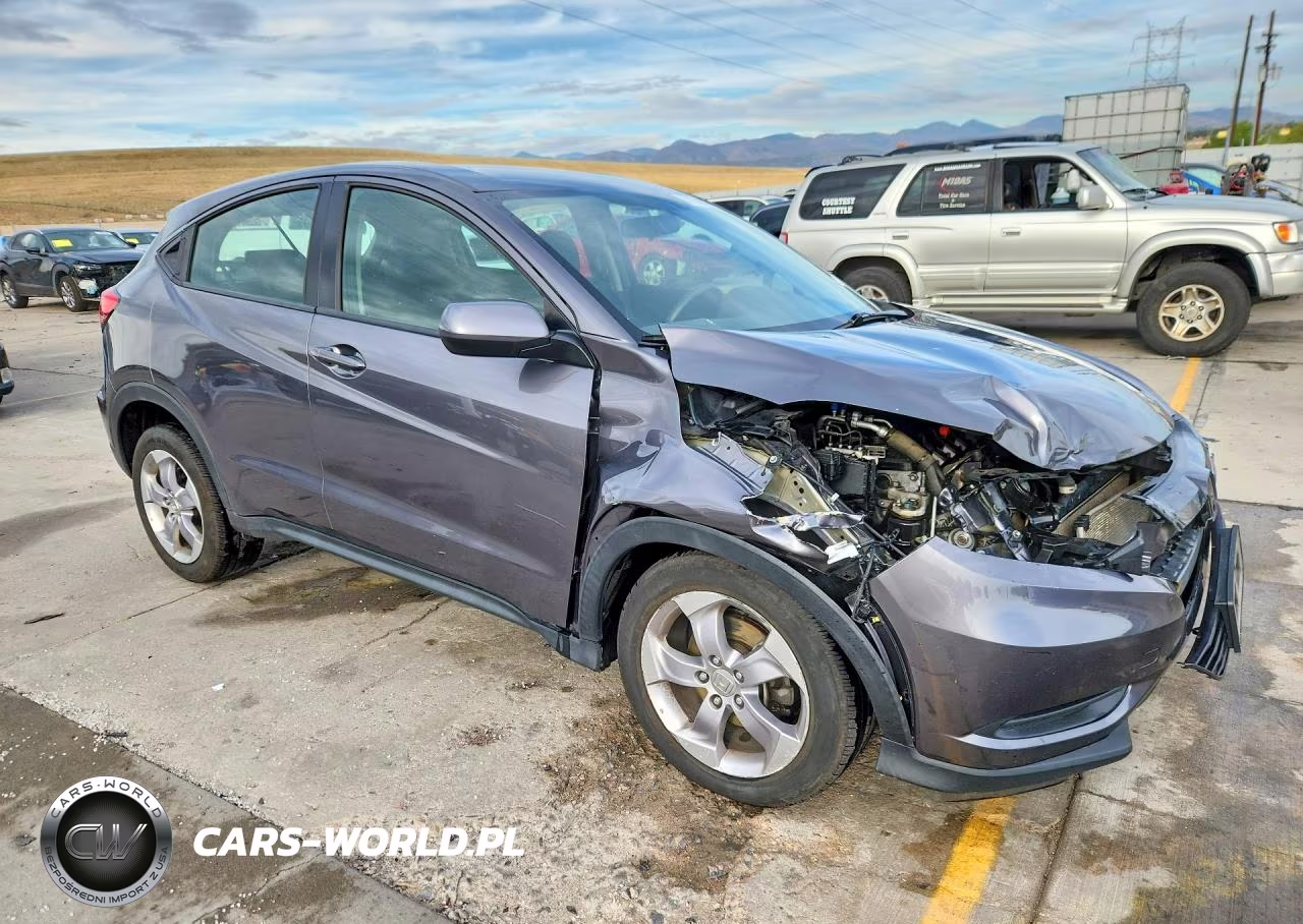 2018 Honda Hr-V Lx VIN:3CZRU6H34JG711186 - 4
