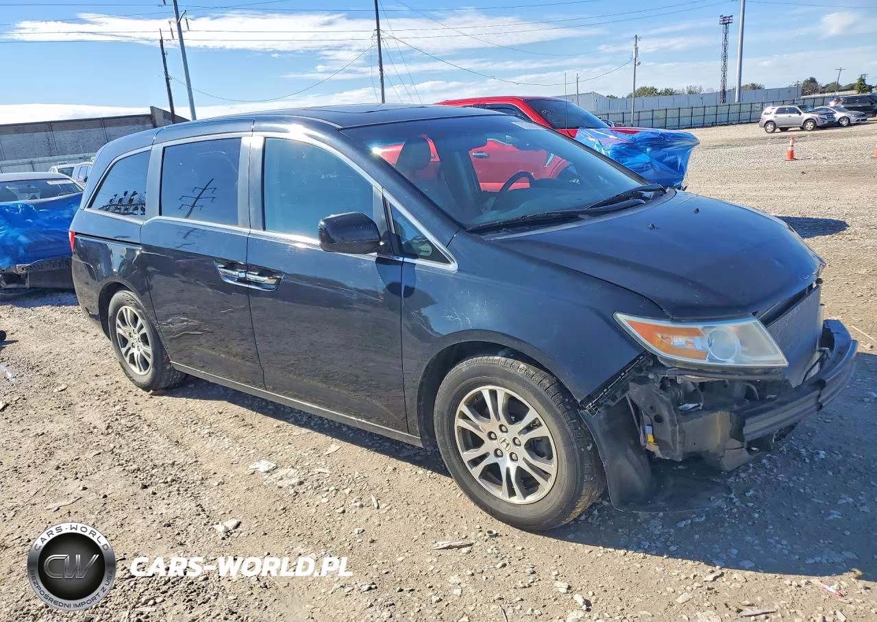 2013 Honda Odyssey Exl VIN:5FNRL5H65DB004847 - 4