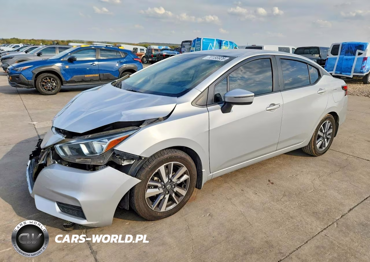 2020 Nissan Versa Sv