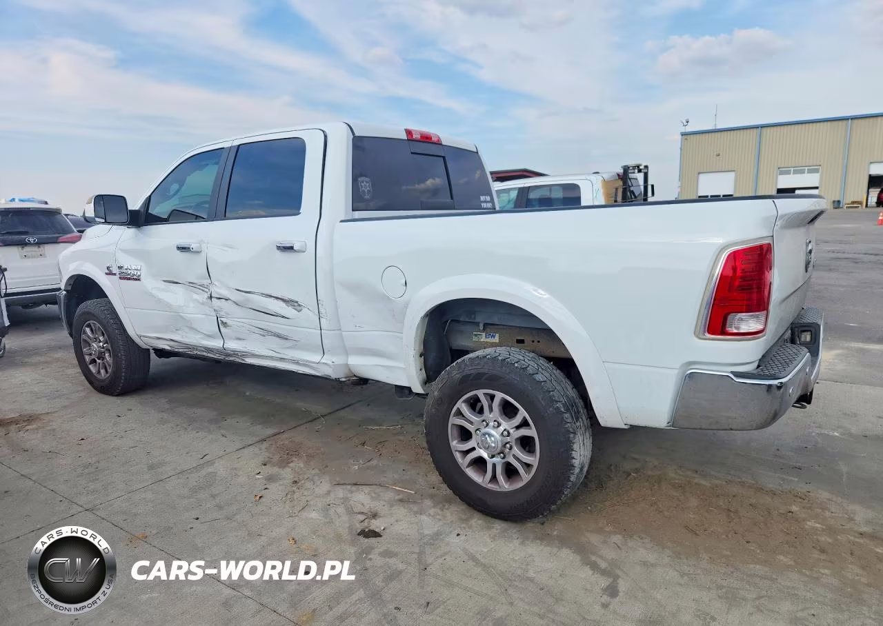 2016 Ram 2500 Laramie VIN:3C6UR5FL9GG390003 - 2