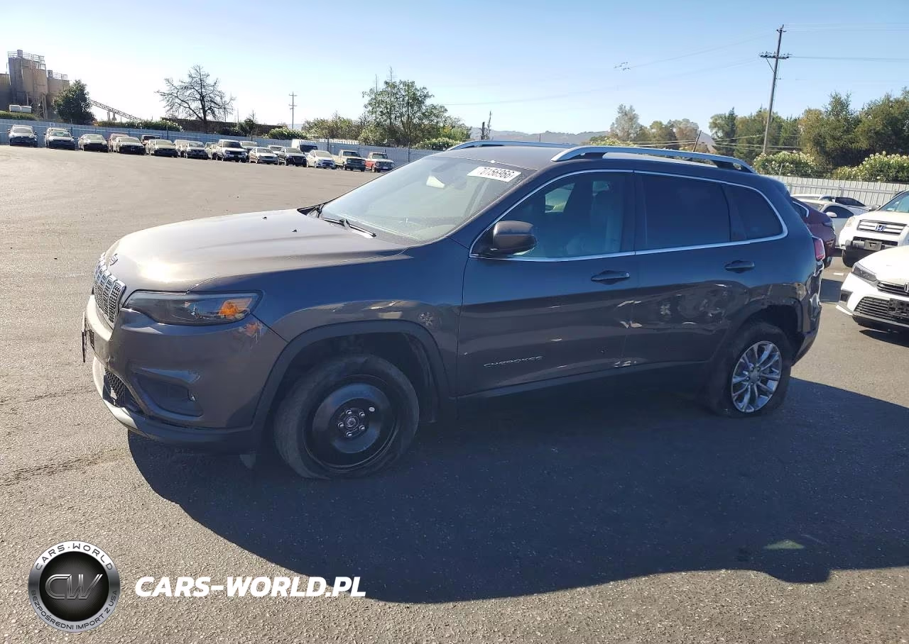 2019 Jeep Cherokee Latitude Plus VIN:1C4PJMLX6KD105715 - 1