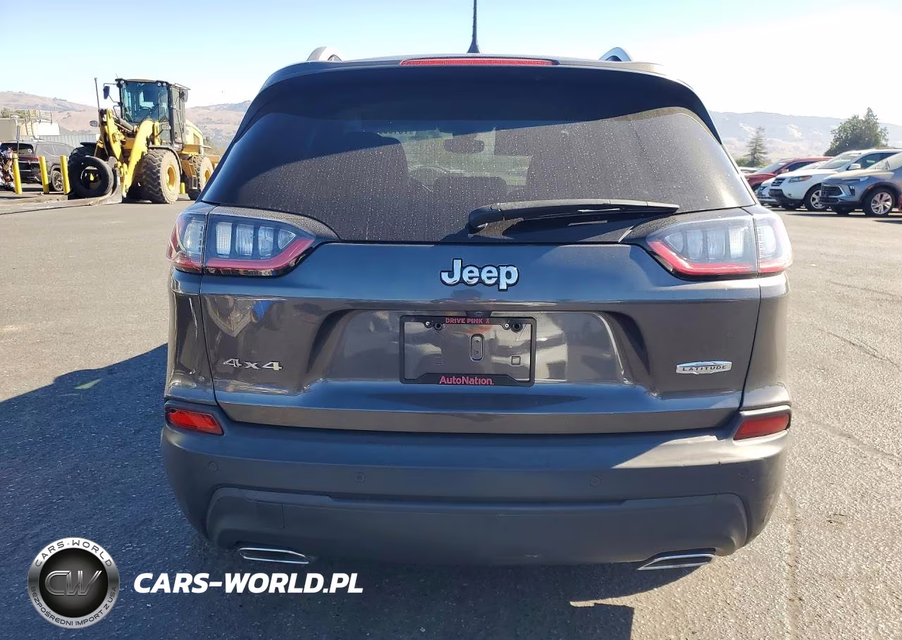2019 Jeep Cherokee Latitude Plus VIN:1C4PJMLX6KD105715 - 6