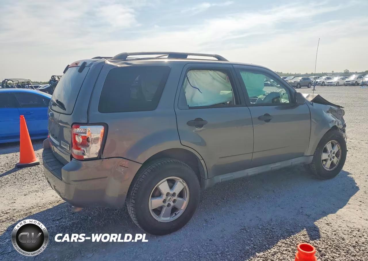 2012 Ford Escape Xlt VIN:1FMCU0DG5CKA98844 - 3